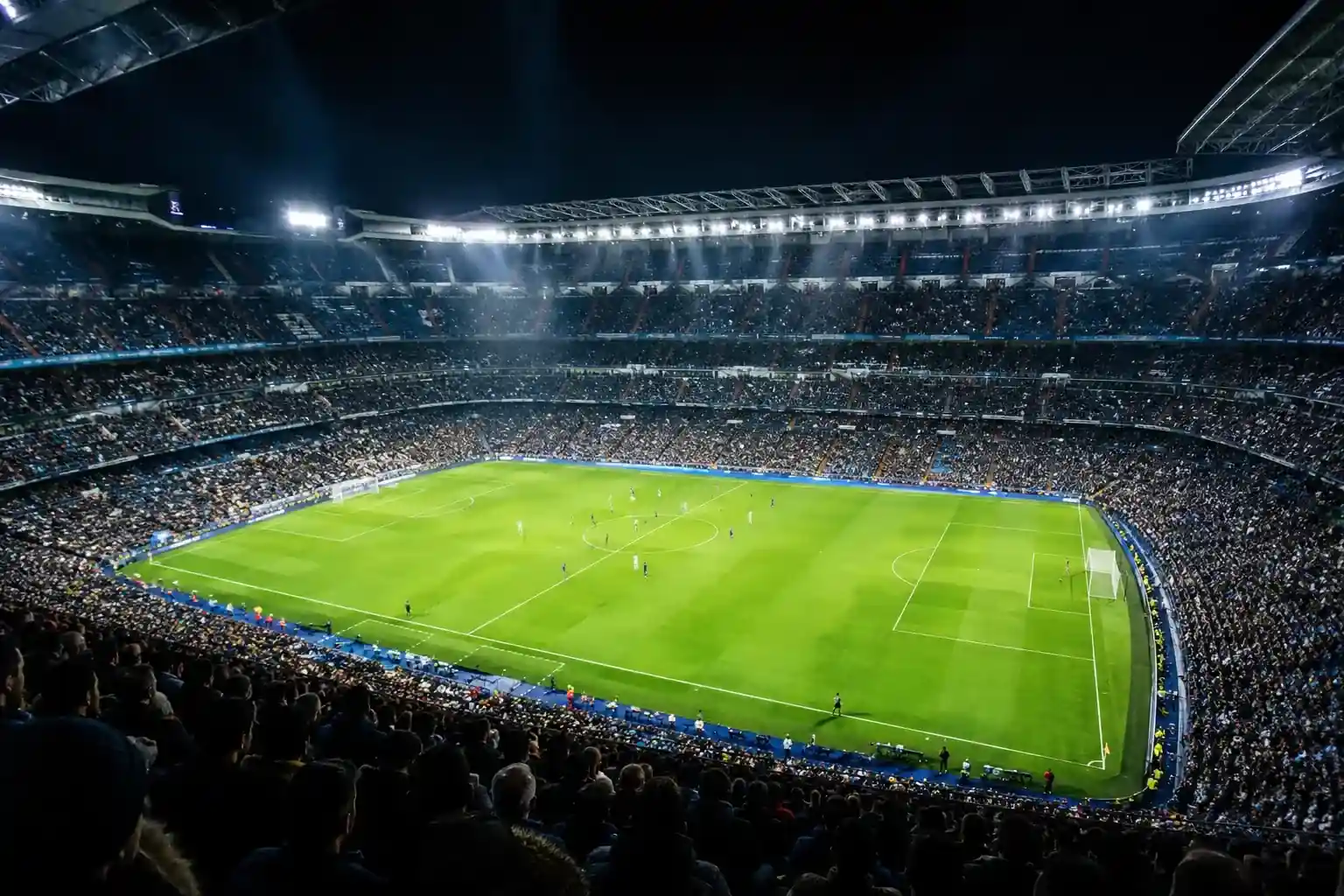 Stadion piłkarski w świetle reflektorów przed wieczornym meczem Mundialu 2026
